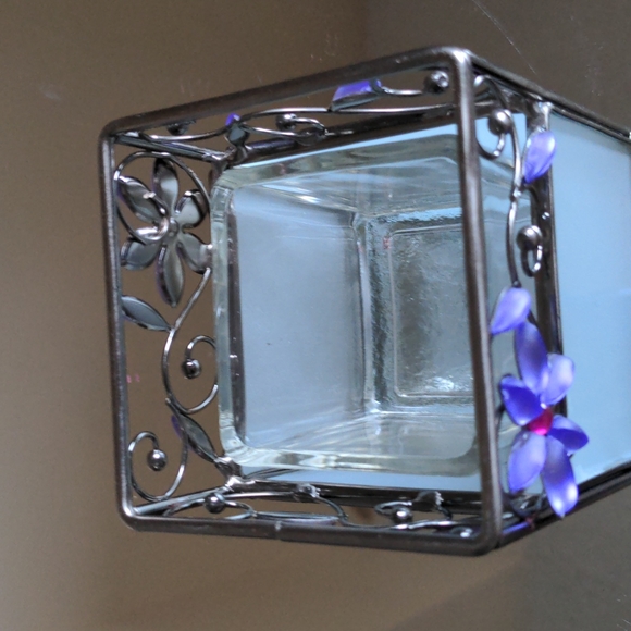 Flower scroll work candle votive holder - Picture 10 of 10